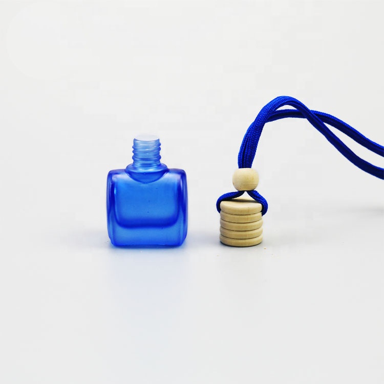 2020 High quality manufacturer sale hanging car perfume bottle