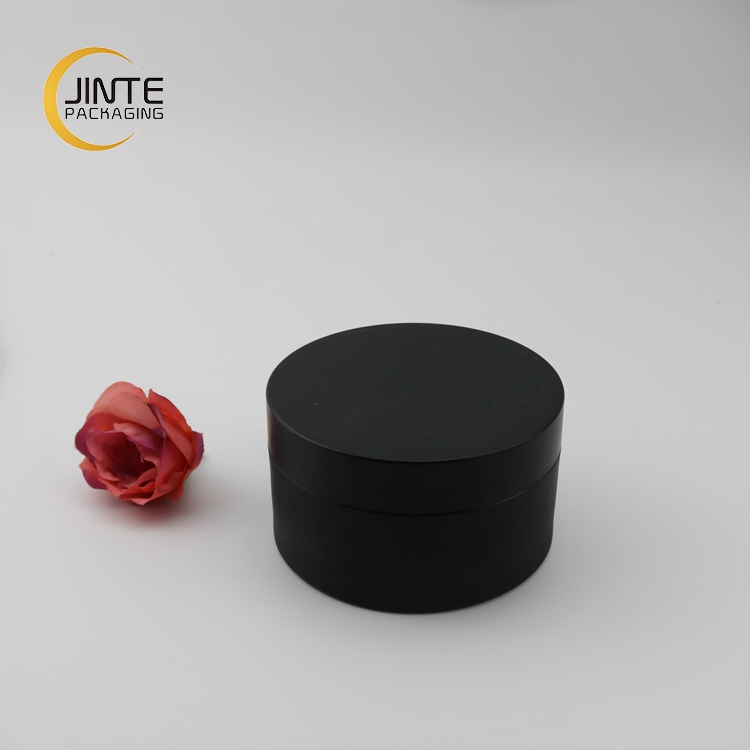 2020 Hot Sales Matte Black Plastic Body Butter Round Jars Empty Cosmetic Skin Cream Jars 150ml