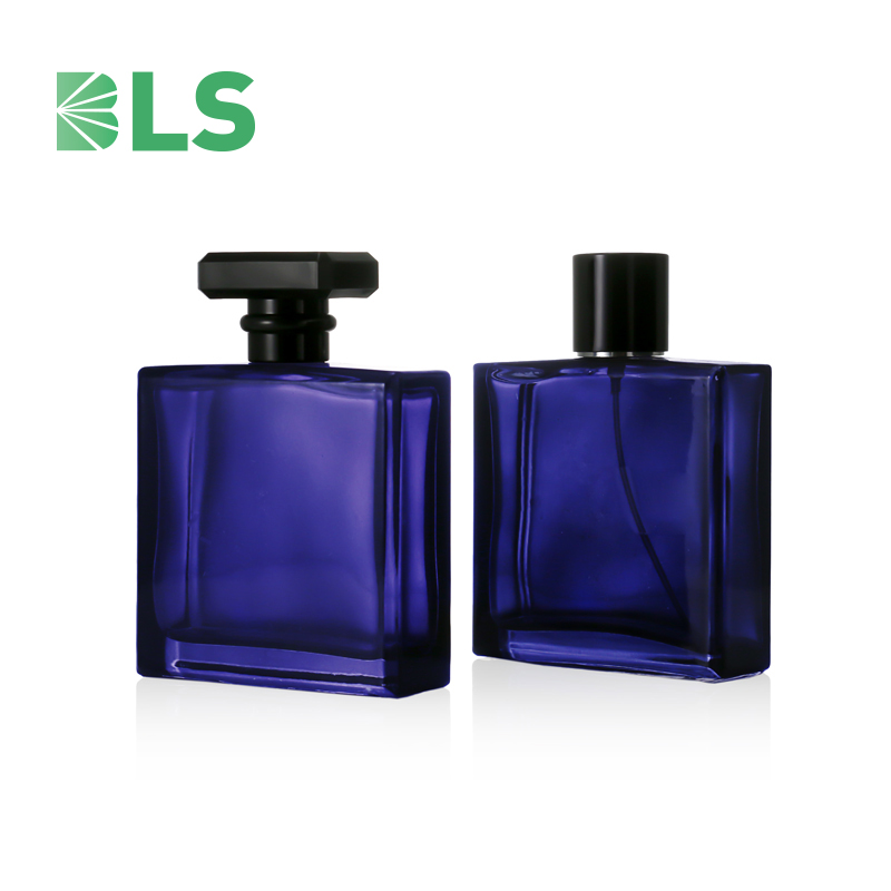 2020 Manufacturer Wholesale Luxury  Refillable Custom Purple Cap Empty Spray 100ml Blue Square Glass Perfume Bottle