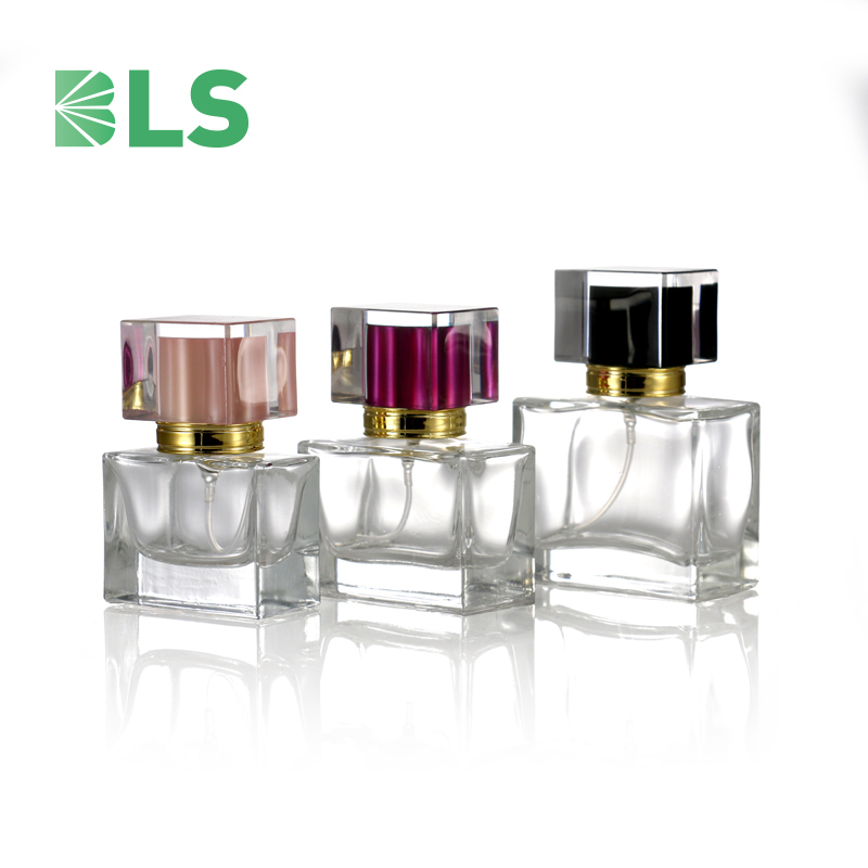 2020 Manufacturer Wholesale Luxury Refillable Custom Purple Cap Empty Spray Clear Mini 20ml Square Glass Perfume Bottle