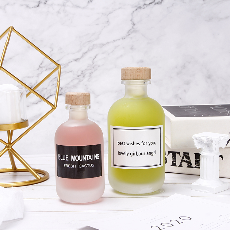 2020 New Design Clear Frosted Glass Juice Bottle With Cork 250ML 375ML 500ML