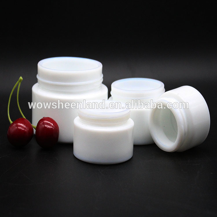 2020 New Elegant White Ceramic Glass Cream Jar Cosmetic In Store