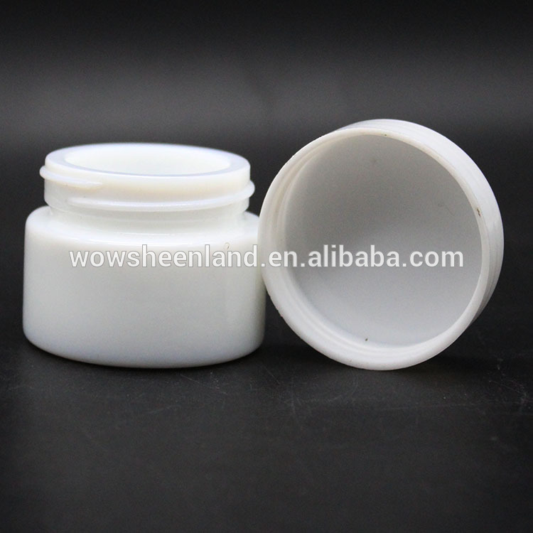 2020 New Elegant White Ceramic Glass Cream Jar Cosmetic In Store