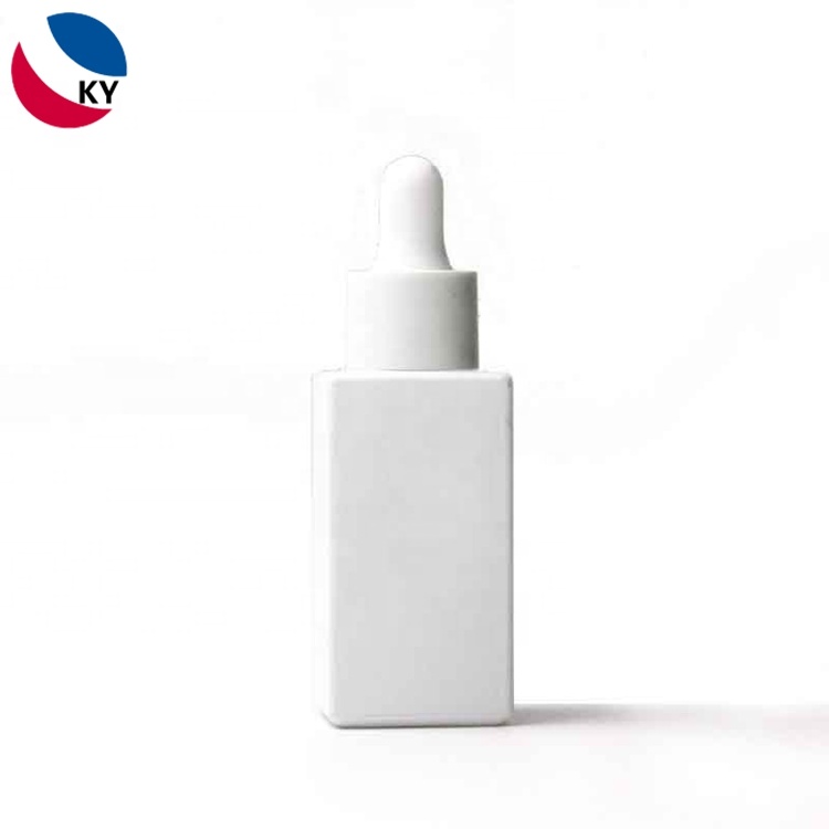 2020 New arrival 30ml 1oz matte white glass square cosmetics packaging bottle