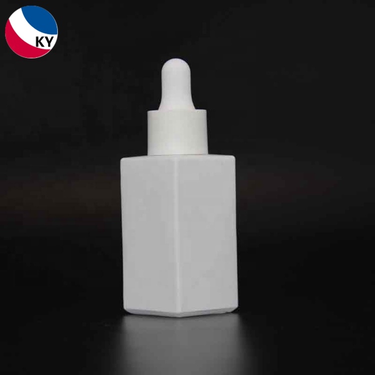 2020 New arrival 30ml 1oz matte white glass square cosmetics packaging bottle
