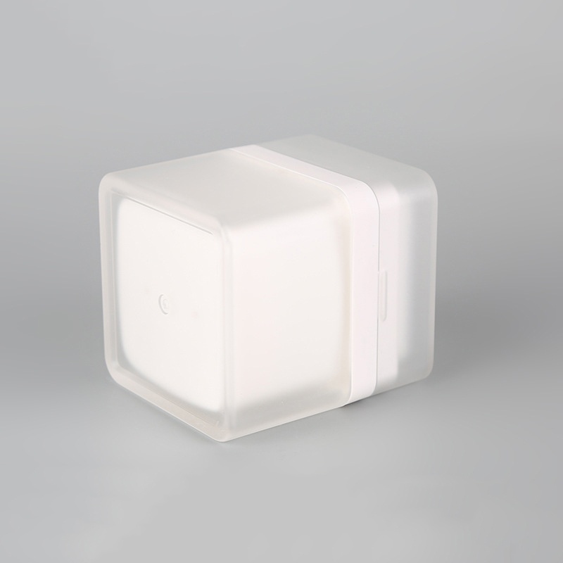 2020 New design Custom printed cosmetic acrylic Airless jar white 30g 50g