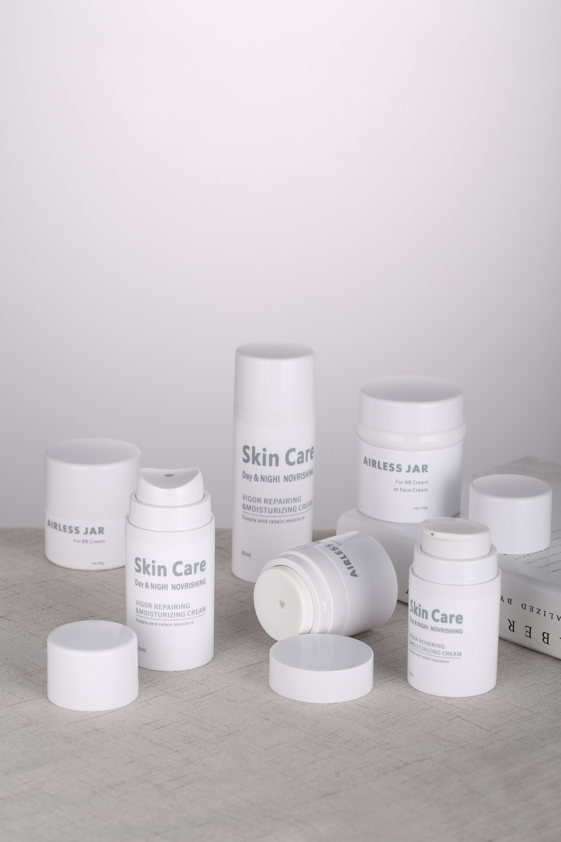 2020 New design Empty containers beautiful colorful cosmetic set Airless bottle 30ml 50ml 80ml