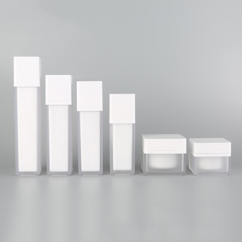 2020 New design Empty containers beautiful white printing cosmetic set Lotion bottle 30ml 50ml 70ml 80ml 100ml