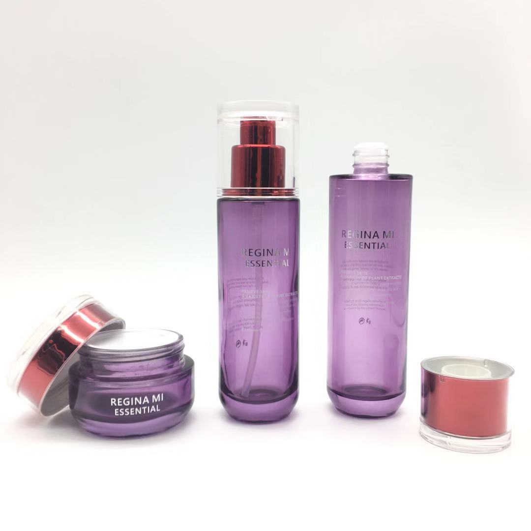 2020 Newest style cosmetic package set glass lotion bottle and skincare face care cream jar