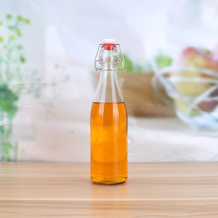 2020 Top Selling Different Specification Clip Top Transparent Sealed Glass Beverage Bottles
