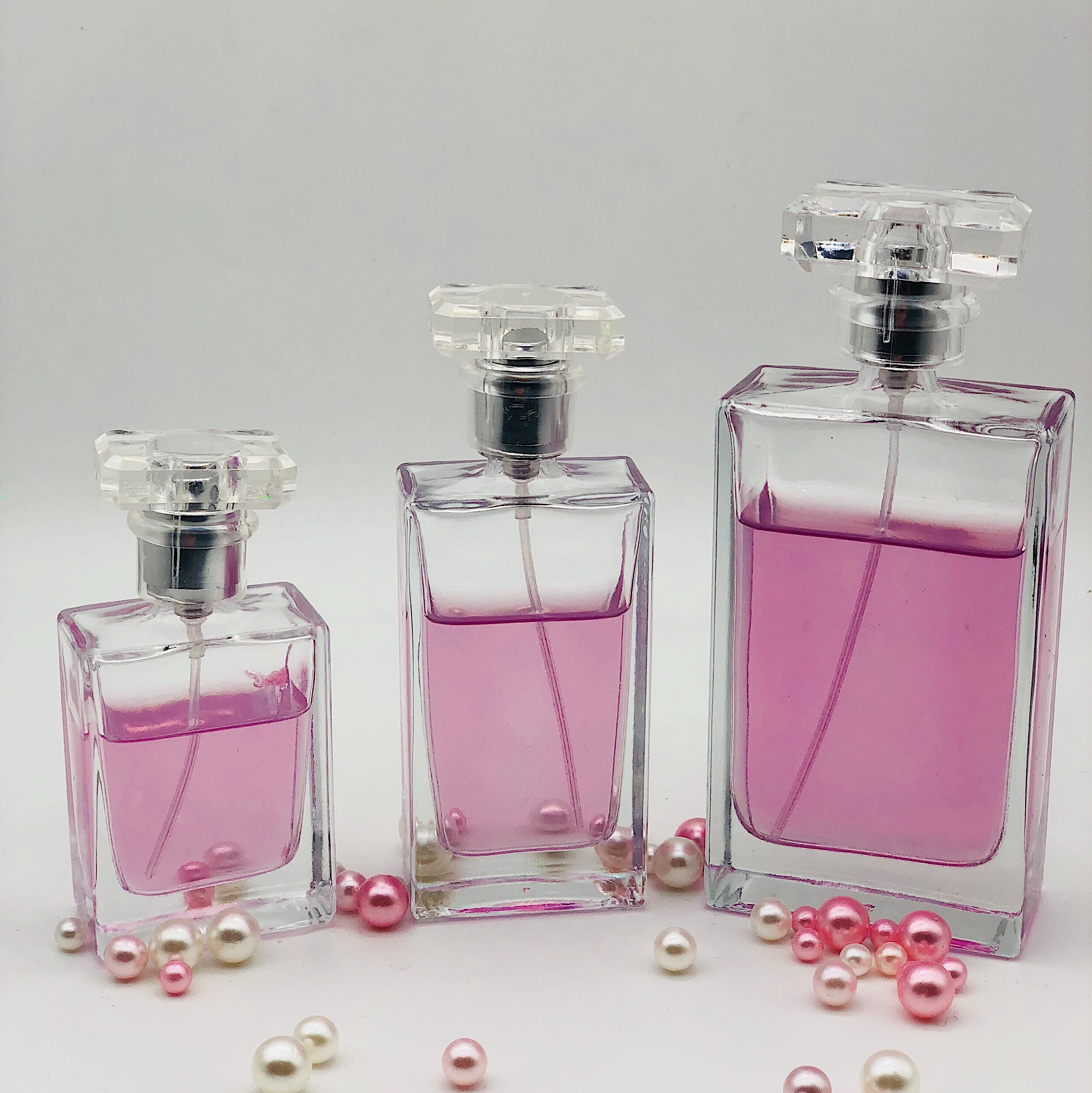 2020 Wholesale Customized Perfume Bottles Luxury Clear Perfume Bottle 30ML 50ML 100ML