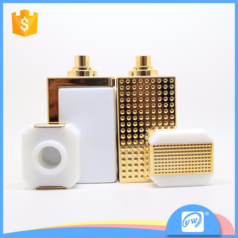 2020 Yunwu Manufacturer Wholesale A2986 Gold Cap Black Luxury Refillable Custom 110ml Spray Empty Glass Perfume Bottle