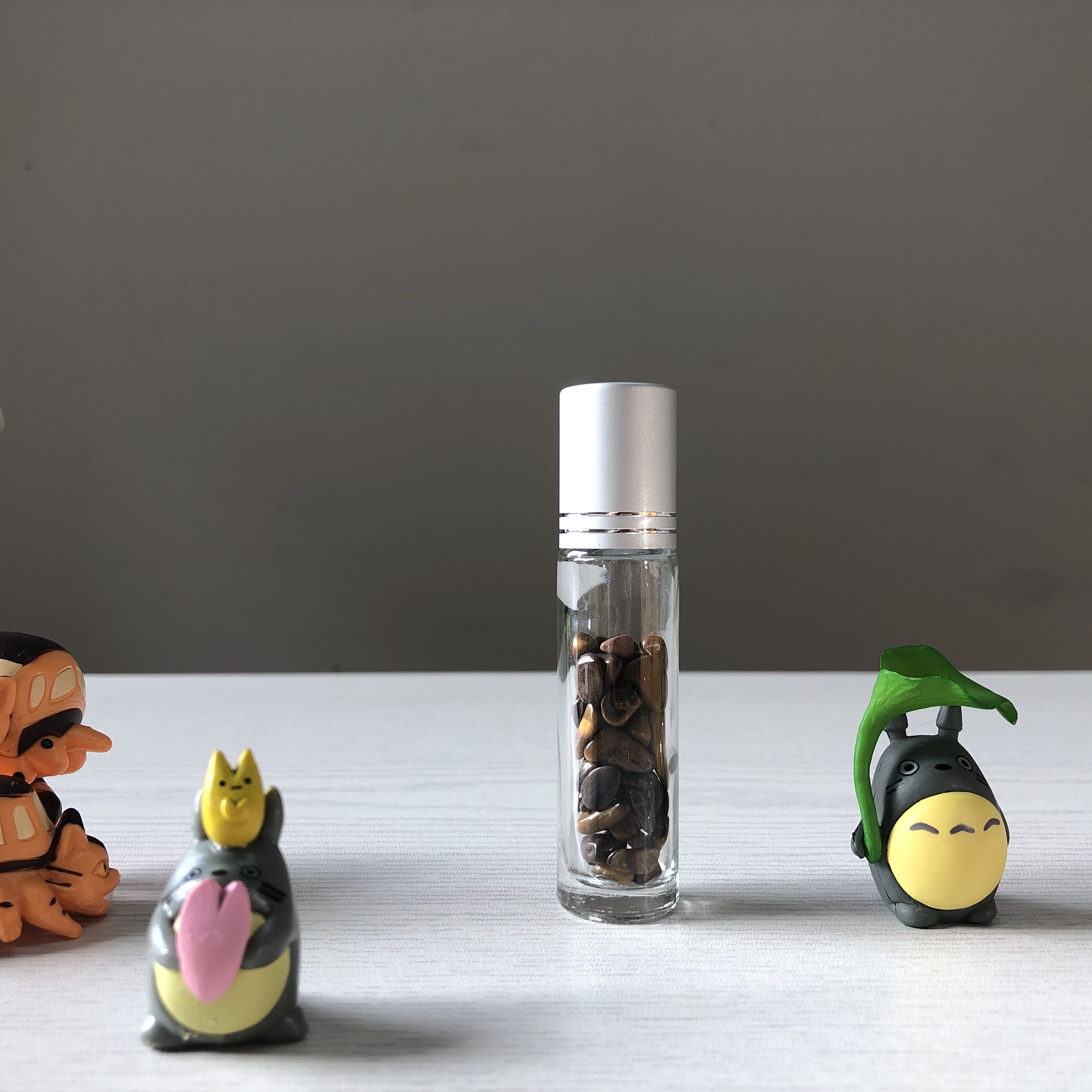 2020 hot sale 10ml clear perfume glass roll on bottle Wholesale custom roller glass bottle with gemstone roll on