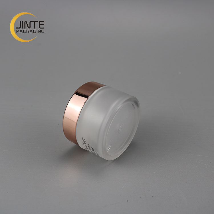2020 new 30g 1oz PETG cosmetic packaging frost empty plastic jar with Shiny Metal Rose Gold Cap