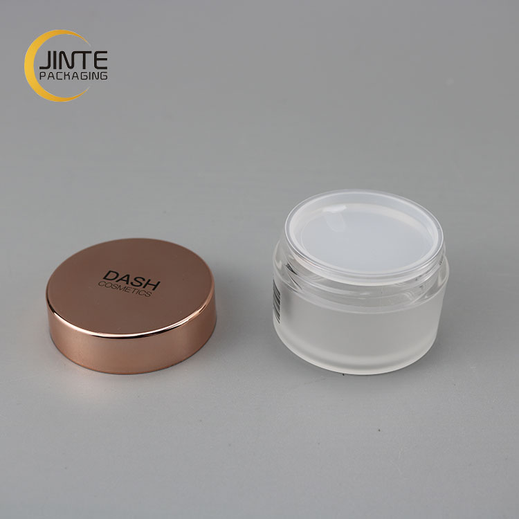 2020 new 30g 1oz PETG cosmetic packaging frost empty plastic jar with Shiny Metal Rose Gold Cap