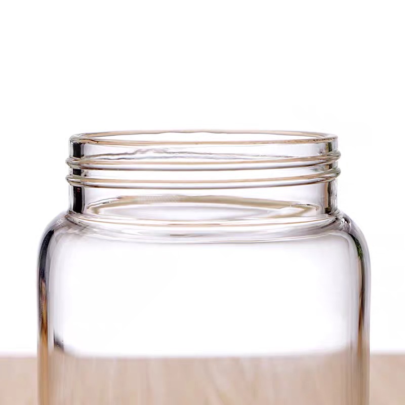 2020 new Borosilicate Childproof Screw Top Glass Jar With Acacia Wood Lid