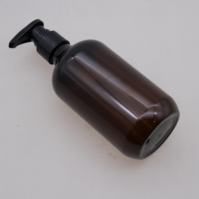 2020 new design clear empty plastic lotion bottles with pump for sale