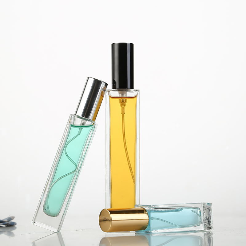 2020 new inventions cosmetic packaging 10ml 30ml 50ml 100ml Empty clear square glass perfume bottle with spray