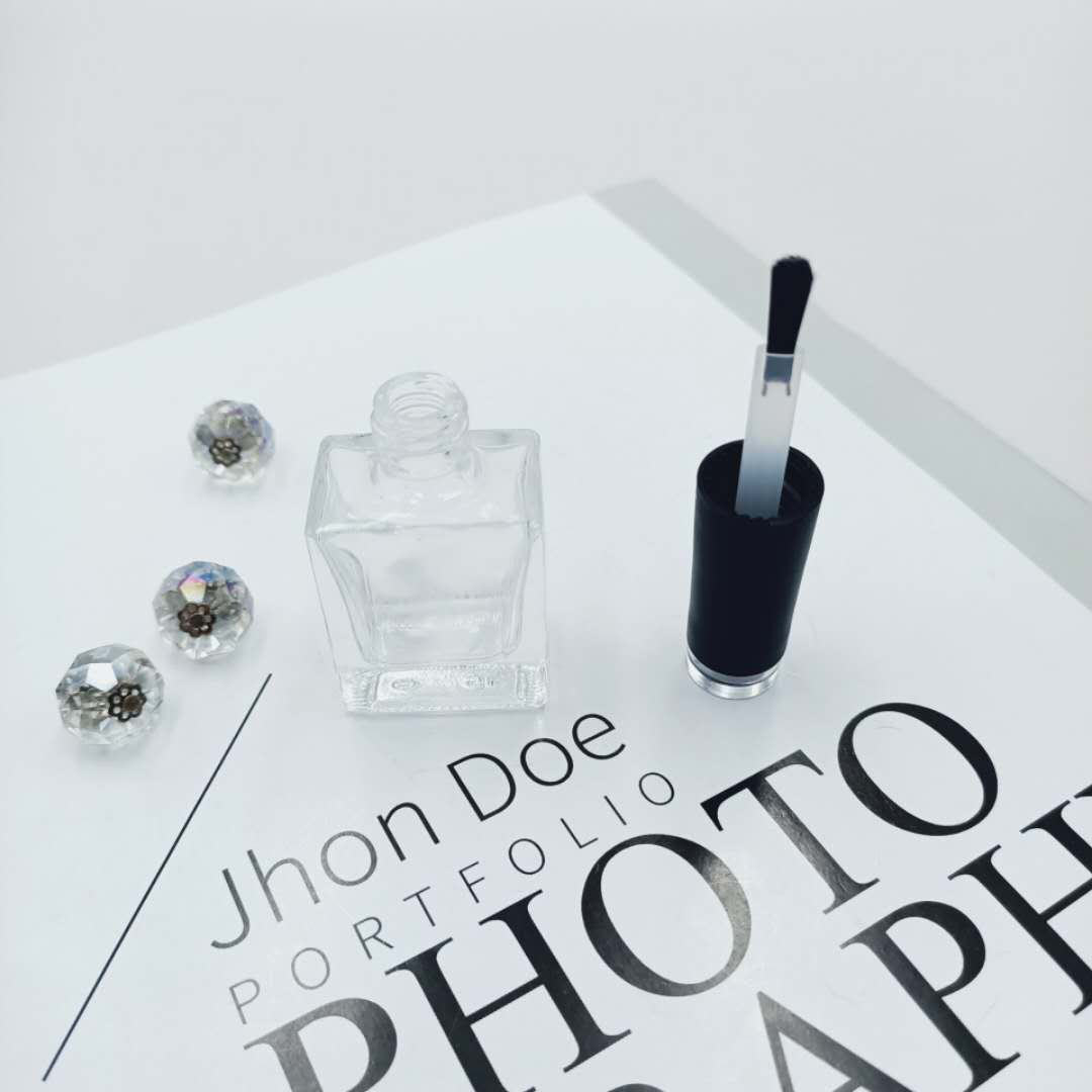 2020 new products 5ml 8ml 10ml 12ml 15ml clear flat rectangle empty uv gel nail polish glass bottle with black brush