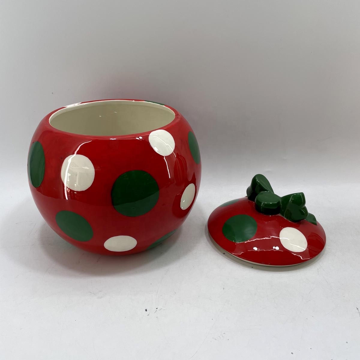 2021 Christmas decorative ceramic cookie jar