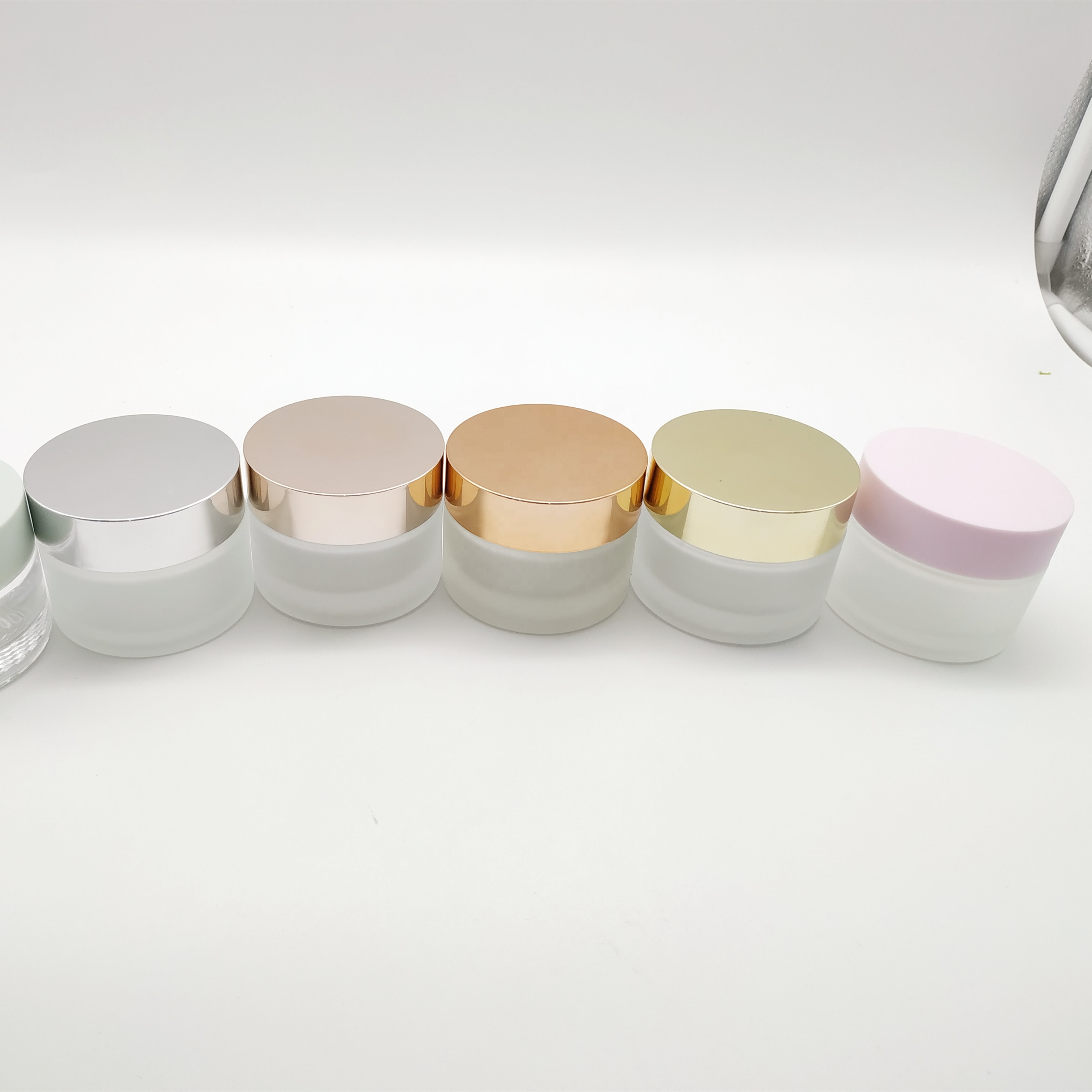 2021 Hot sale high quality cosmetic package 30g 50g cosmetic frosted glass jar for face cream