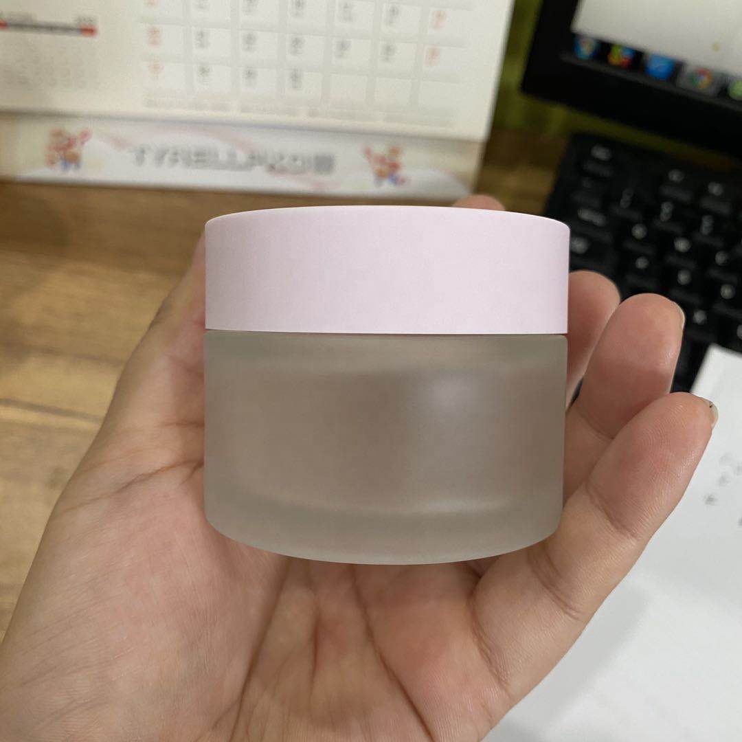 2021 Hot sale high quality cosmetic package 30g 50g cosmetic frosted glass jar for face cream