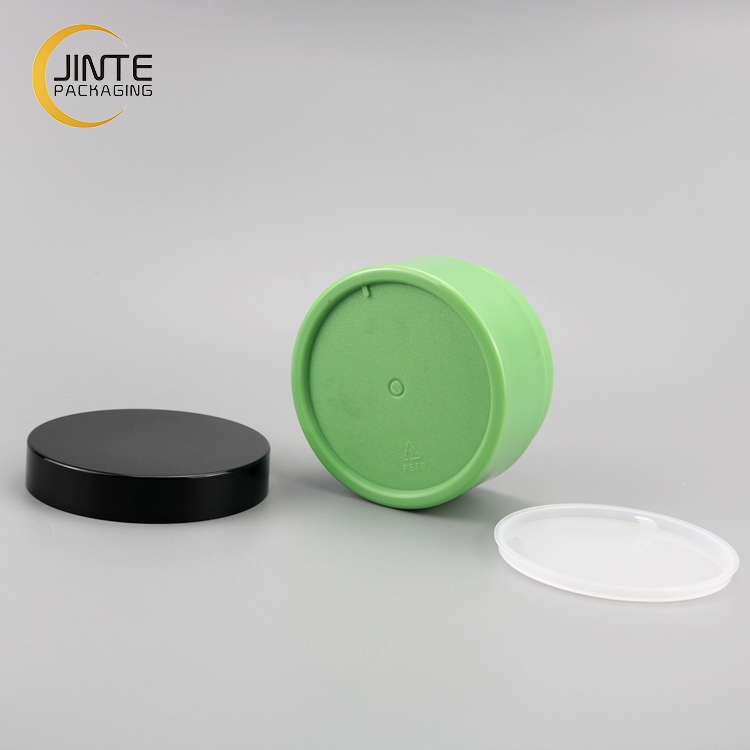 2021 Low Profile Colored Cosmetics Plastic 100g Cream Jar with Wide Mouth