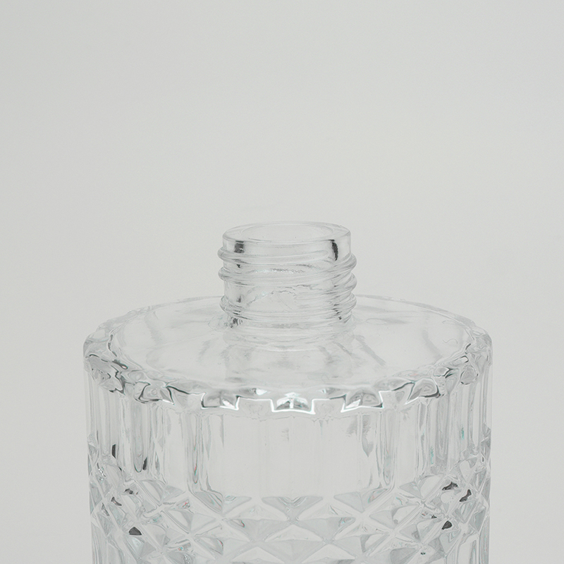 2021 New 200ml Frosted Embossed Reed Diffuser Bottle for Perfume or Personal Care