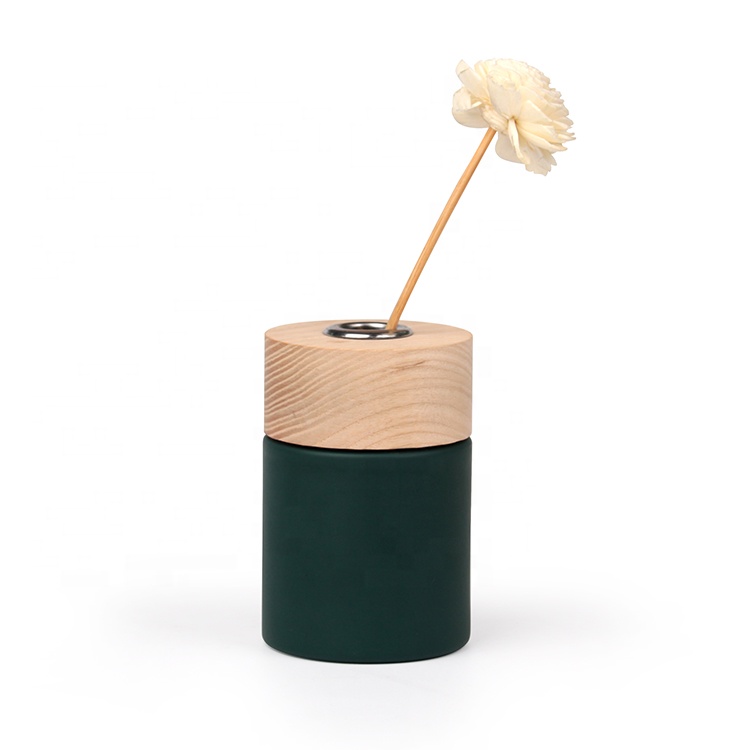 2021 New Design 100ml, 120ml, 150ml, 200ml Round Glass Reed Diffuser Bottles