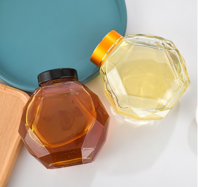 2021 New Design Special Shape 500g Glass Honey Storage Bottle Wooden Lid Honey Container Glass Honey Jar With Four lid