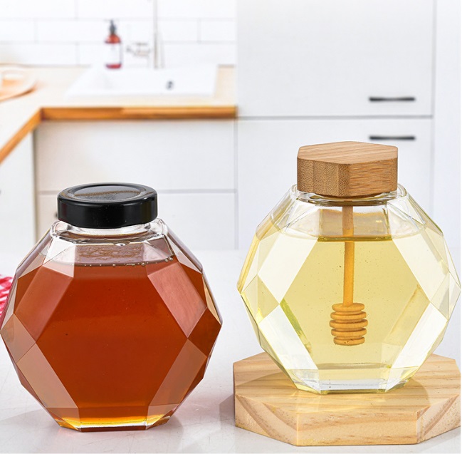 2021 New Design Special Shape 500g Glass Honey Storage Bottle Wooden Lid Honey Container Glass Honey Jar With Four lid