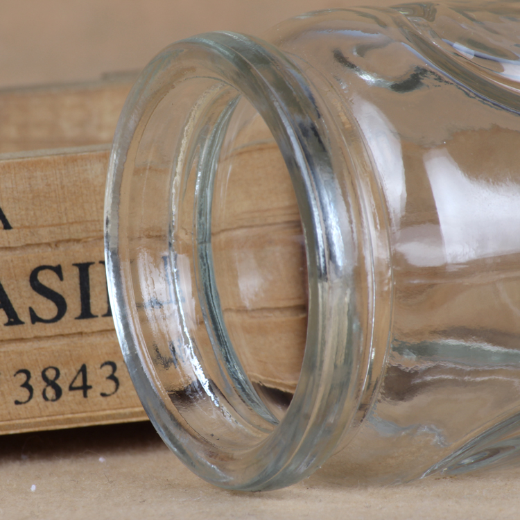 2021 Round Empty Glass Pudding Glass Jar with Heart Shape and Plastic Lid