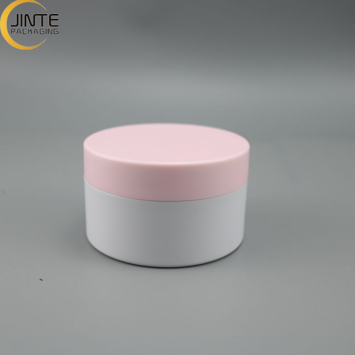 2021 Skin Care Packaging 1OZ/30ml Matte White PETG Plastic Lip Balm Jar With Pink Lids Cosmetic Containers