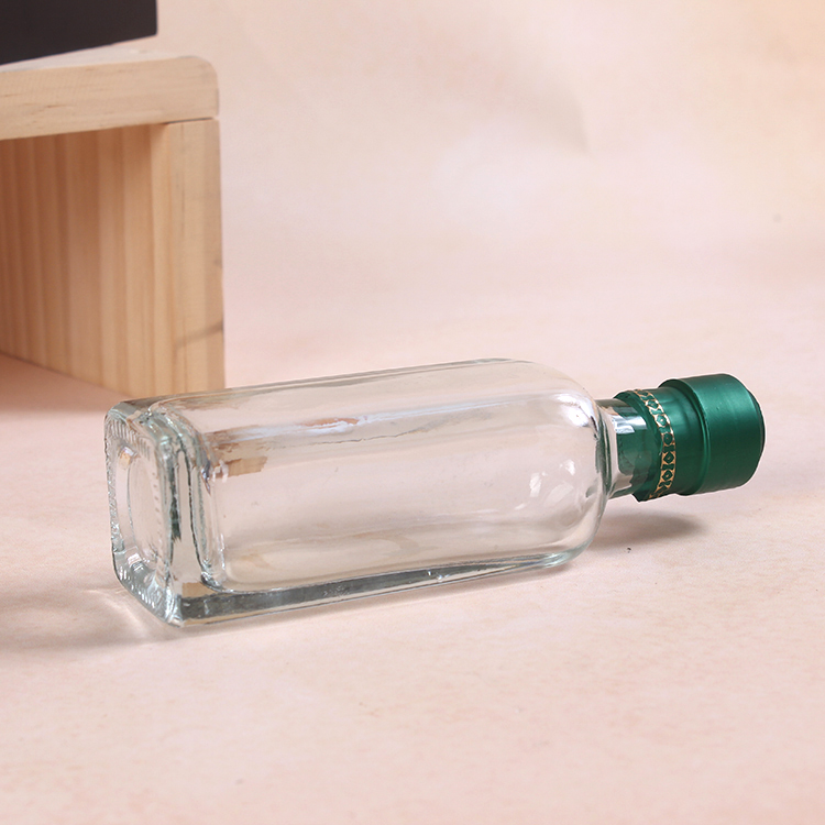 2021 Square Clear Glass Olive Oil Bottle with Screw Cap 100ml 275ml 500ml