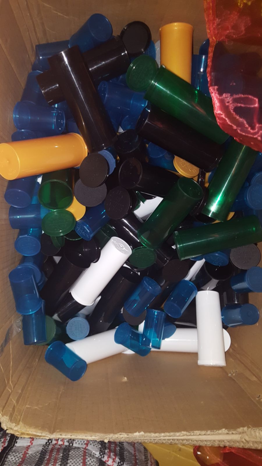 2021 Wholesale Pre-Roll Joint Tubes child resistant tube with Squeeze Pop Top Blunt Containers