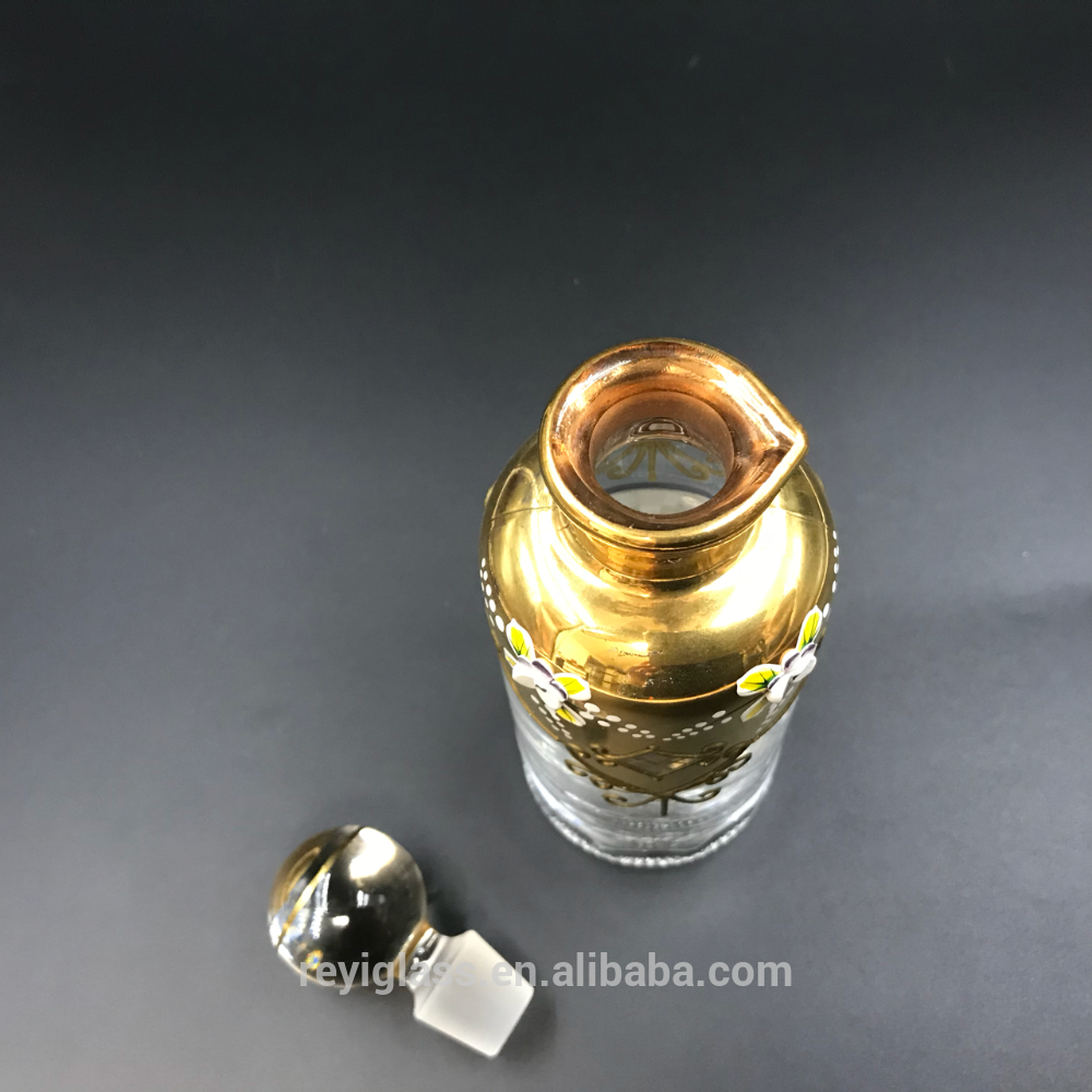 2021 hot sale Arabic attar bottle display golden decanter bottle glass perfume for oudh