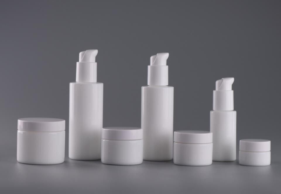 2021 new design 100g wholesale cream jar popular consmetic jars and containers glass cream jar