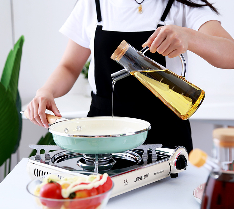 2021 new design 16oz glass oil dispenser bottle with bamboo lids