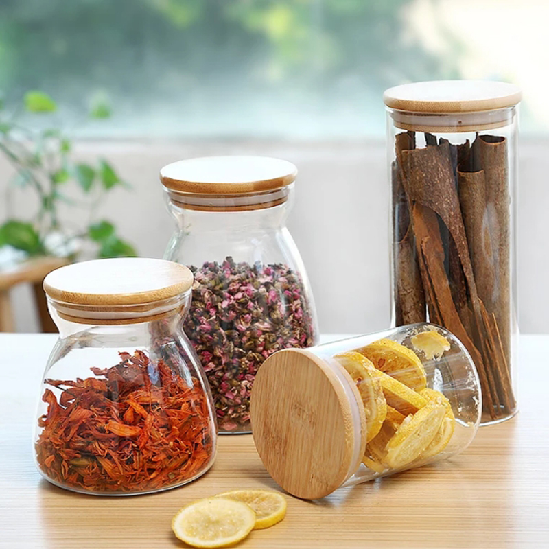 2021 new design Borosilicate clear glass storage jar with bamboo lid