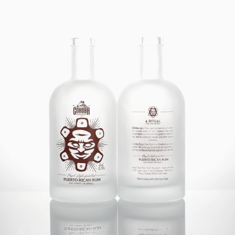 2021 suppliers Liquor Smoothie Clear Custom Glass Wine Bottles wholesales