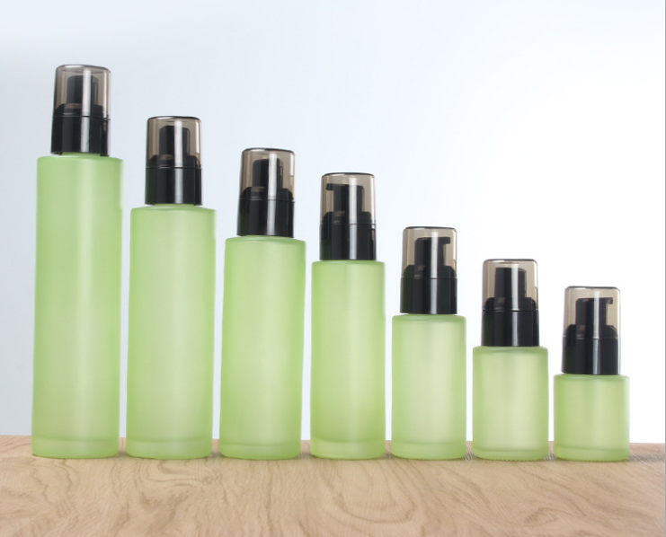 20g 30g 50g 40ml 100ml 120ml Custom frosted Green Glass Spray Lotion Bottle Glass Cream Jar Cosmetic glass bottle jar set