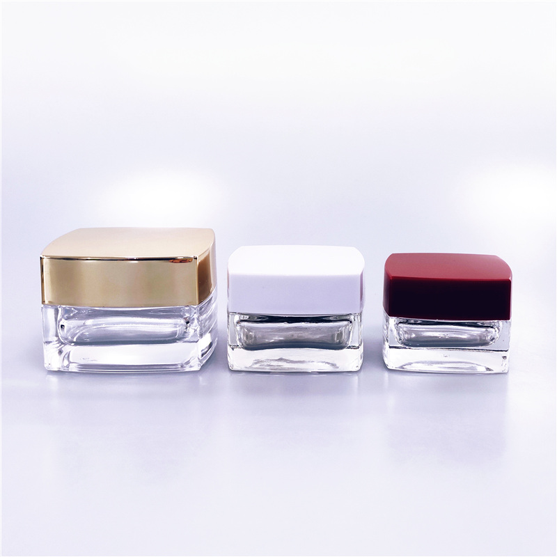 20g 30g 50g clear frosted glass squared cosmetic packaging skincare face eye cream jar with High-end gold gold lid wholesale