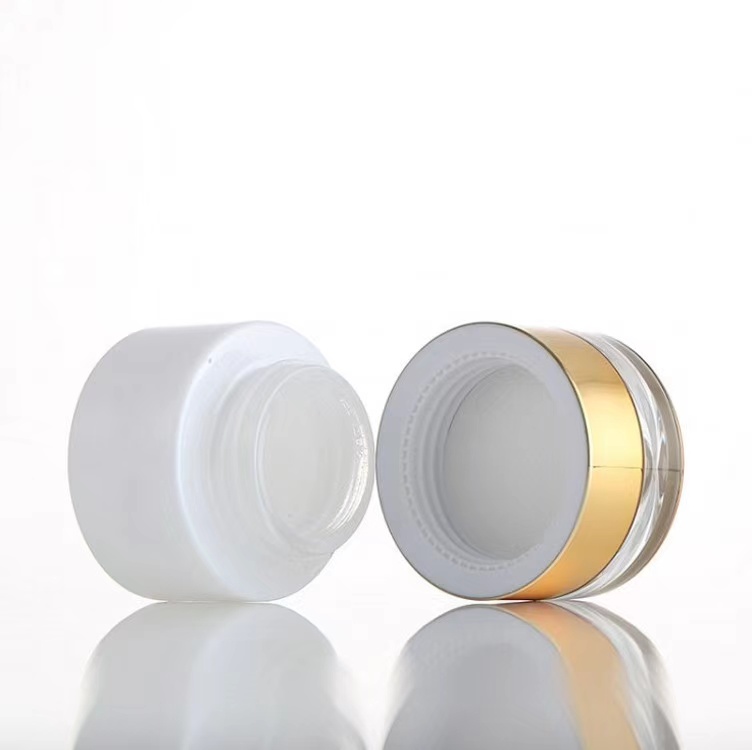 20g 30g 50g round glass Cosmetic cream jar, white facial cream jar with gold cap lid