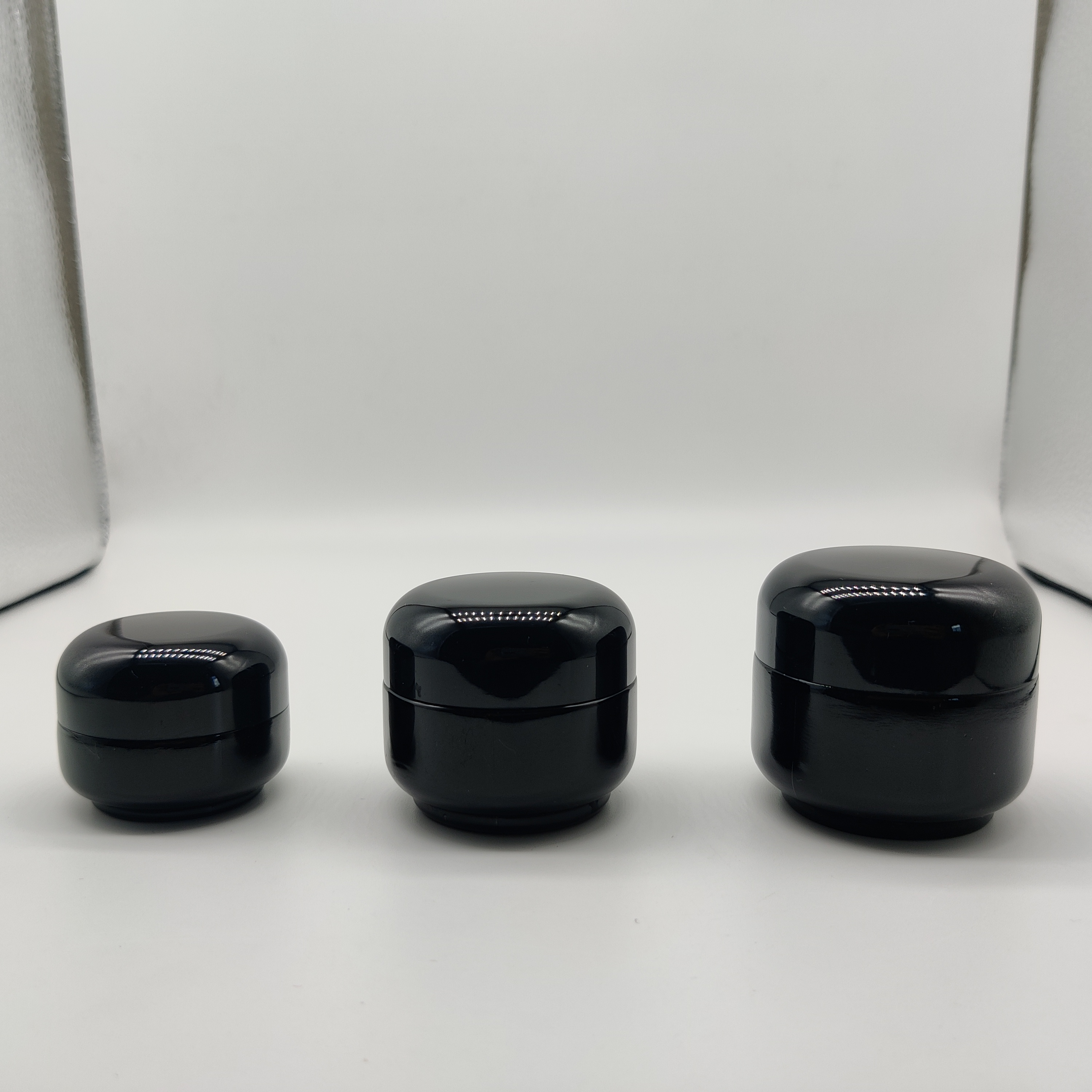 20g30g50g Black Cosmetic Glass Footed Jar for Skin Care Eye Face Cream with Bamboo Plastic Lid