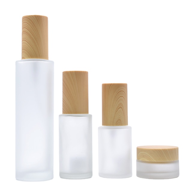 20ml 30ml 40ml 60ml 80ml 100ml 120ml frosted clear flat glass bottle with bamboo spray cap for perfume bottles