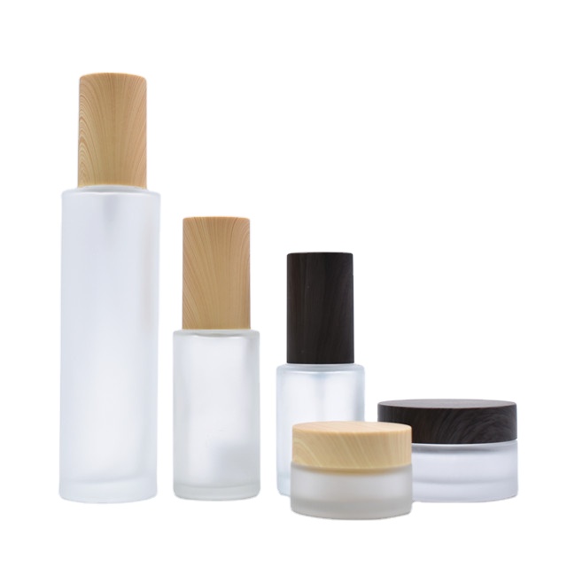 20ml 30ml 40ml 60ml 80ml 100ml 120ml frosted clear flat glass bottle with bamboo spray cap for perfume bottles