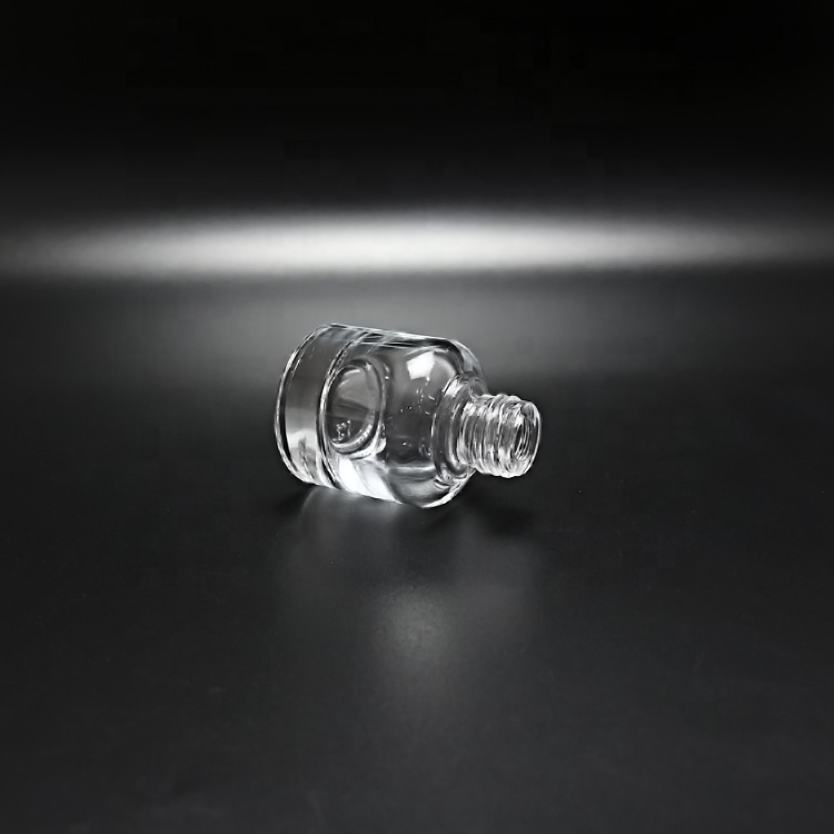 20ml Clear glass bottle with silver push button dropper