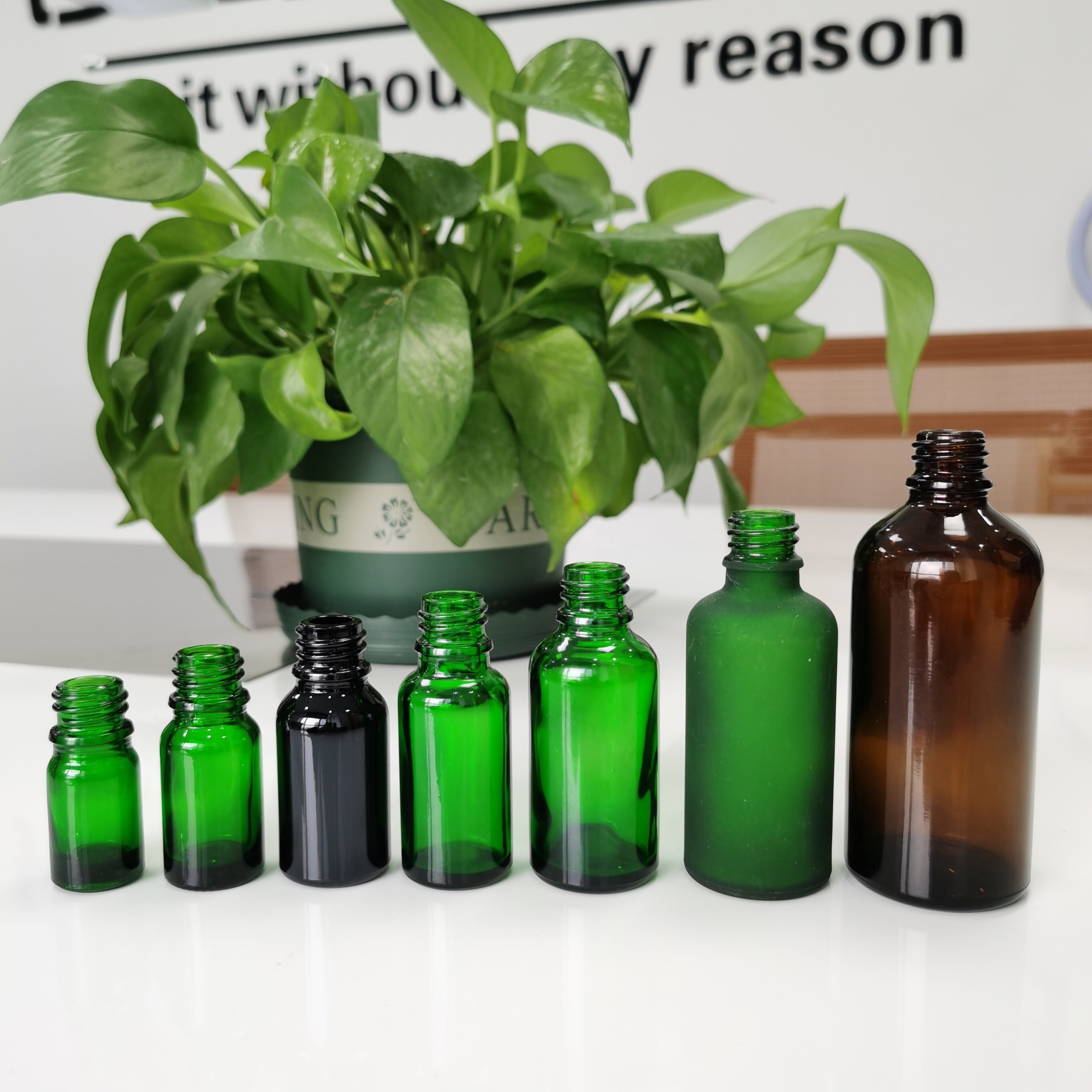 20ml green Round Glass Hair Oil Essential Oil Dropper Bottle Serum Bottle