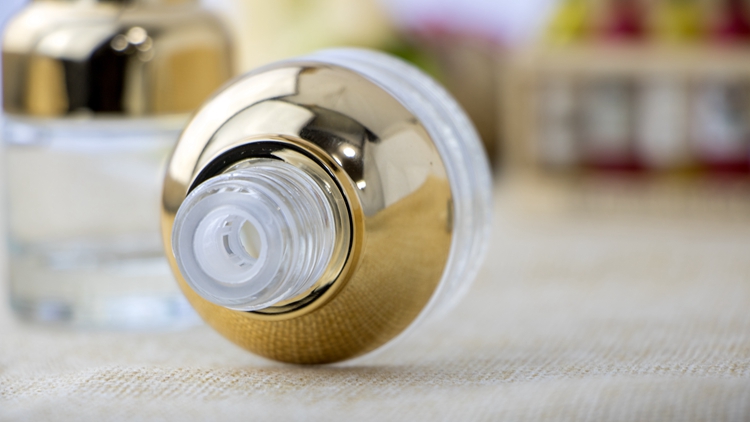 20ml30ml 50ml luxury flat round shoulder transparent empty serum mould glass dropper bottle essential oil bottles