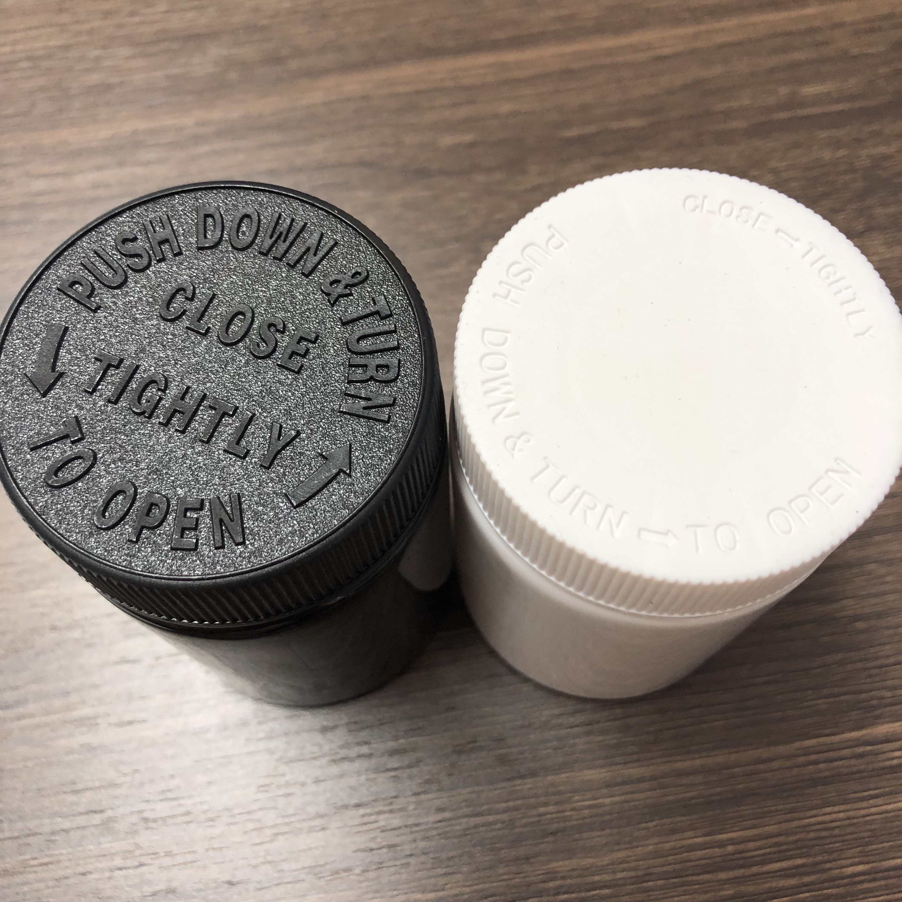 220ml 7oz CRC PET Jar Childproof PET jar Plastic Cylinder Medicine Pharma Jar Opaque color with Press Cap Wholesale